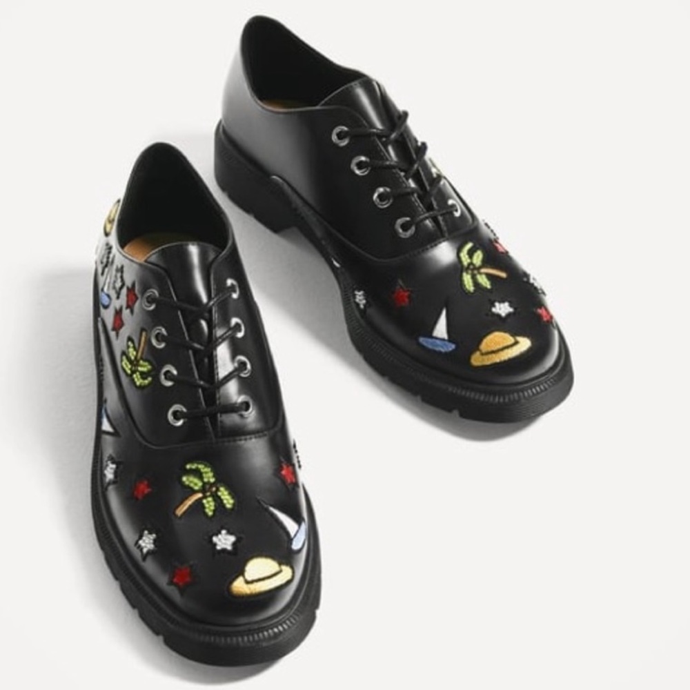 Rare Vintage Zara Summer Print Black Lace Up Oxford